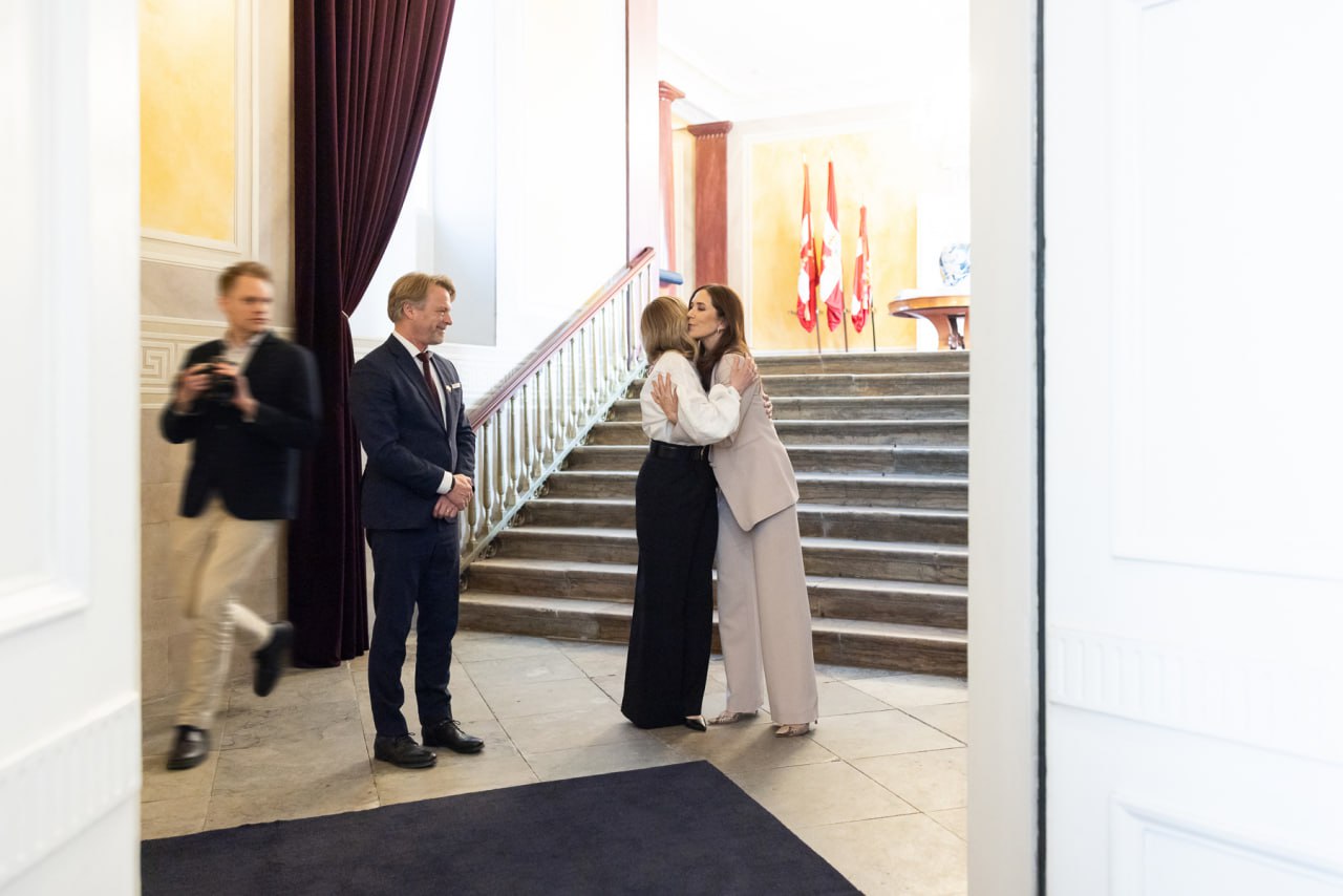 В каком наряде Елена Зеленская покорила королевскую семью Дании: это очень нежно (фото)